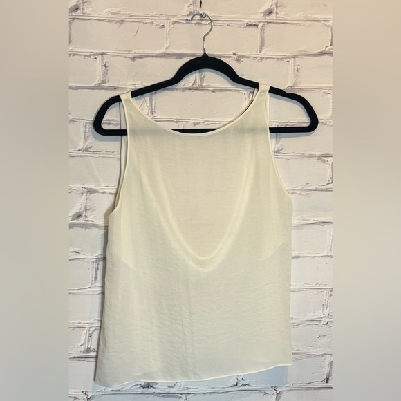 Alice + Olivia Beige Lightweight Back Drape Silky Summer top - Picture 1 of 5